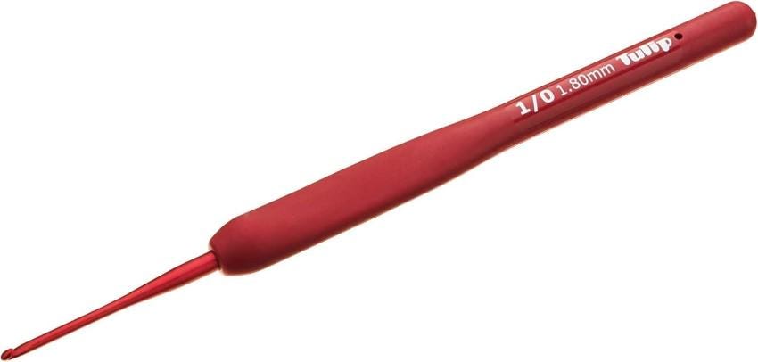 Tulip Etimo Red Crochet Hook Set with dots case