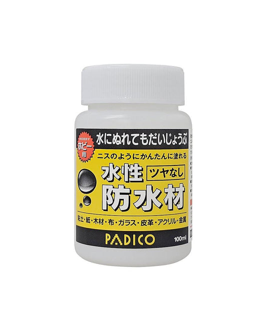 A bottle of PADICO product with Japanese text on it.