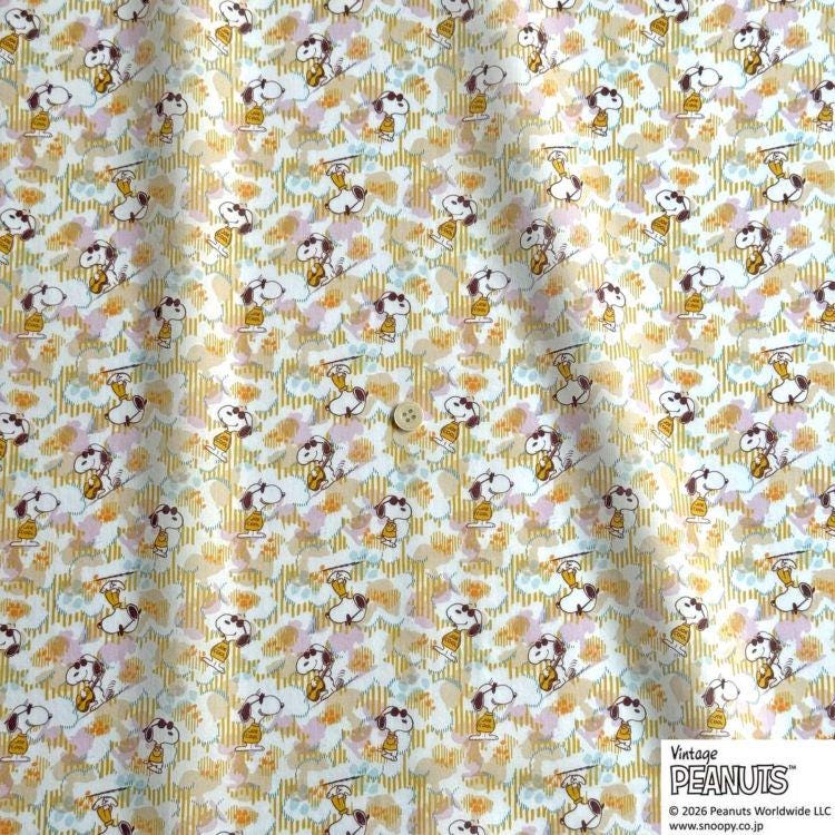 The image is a repeating pattern of cartoon characters from the Peanuts comic strip, including Snoopy, Woodstock, and other iconic characters.