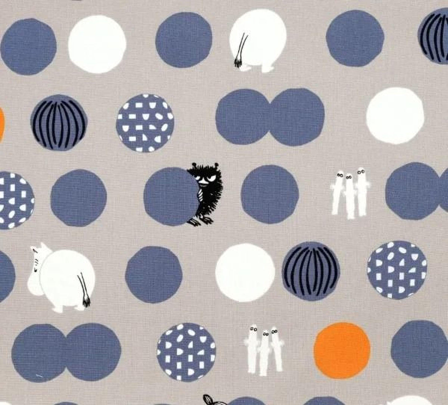 The image is a fabric with a repeating pattern of blue and white circles, along with some additional elements such as a black cat, two people, and an orange circle. The pattern is not described in detail, and the image is not a single image but a collage of multiple images. The text at the bottom of the image indicates that the fabric is 50cm x 10cm.