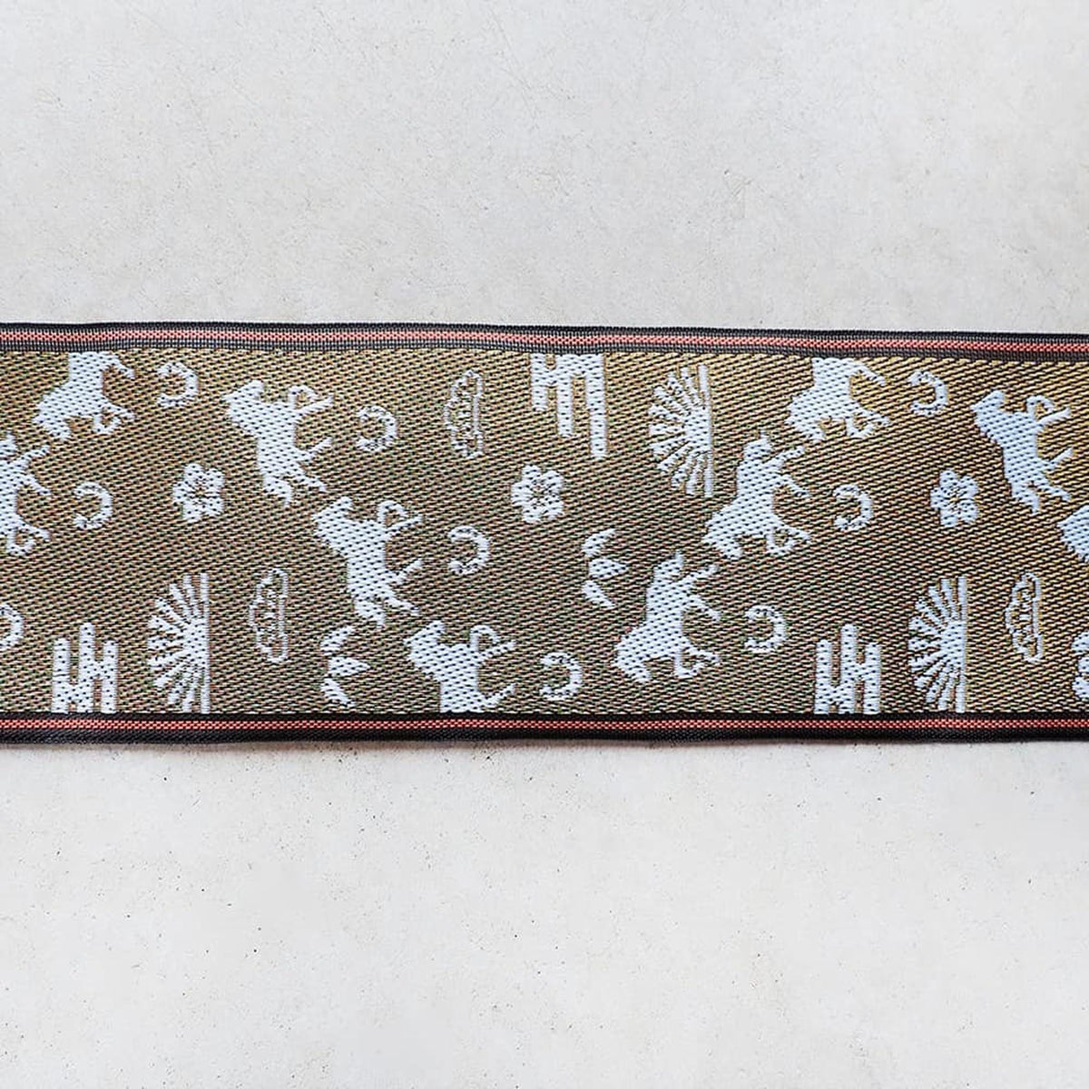 Tatami Edge Tape, Japanese Jacquard Trim | Lucky Horse Design | White x Gold